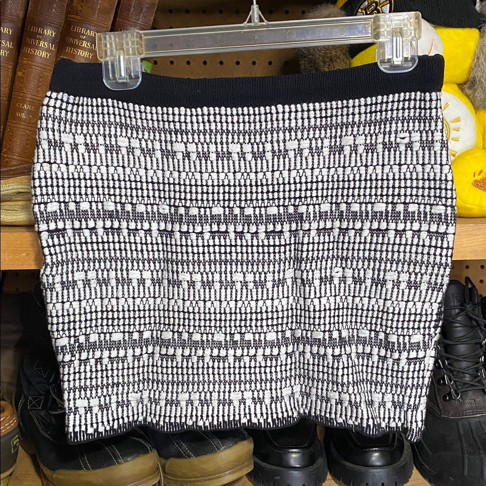 Helmut Lang Black & White Textured Linen Blend Skirt – Size Small